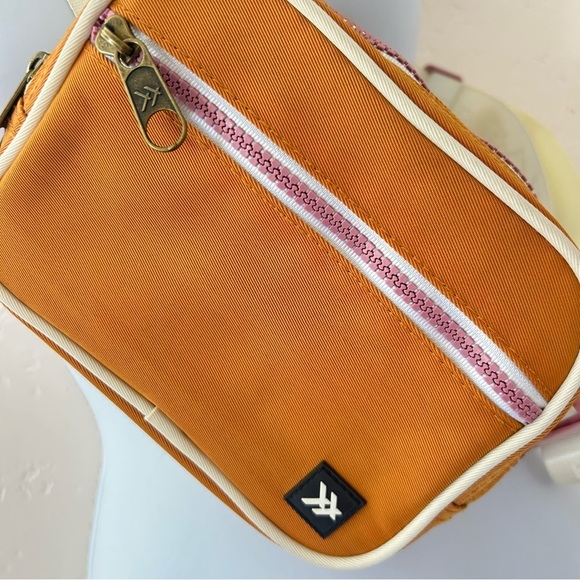 THREAD Fanny Pack Marigold Cross Body Bag NWOT - Picture 4 of 12